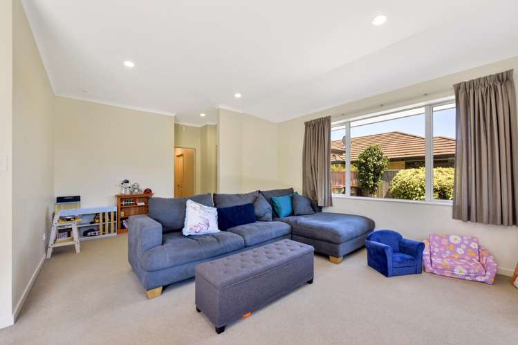 7a Forget-me-not Lane Richmond_12