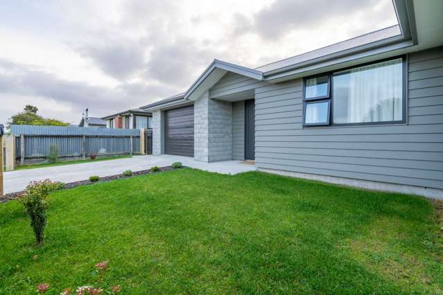 148 Derwent Crescent Glengarry_4