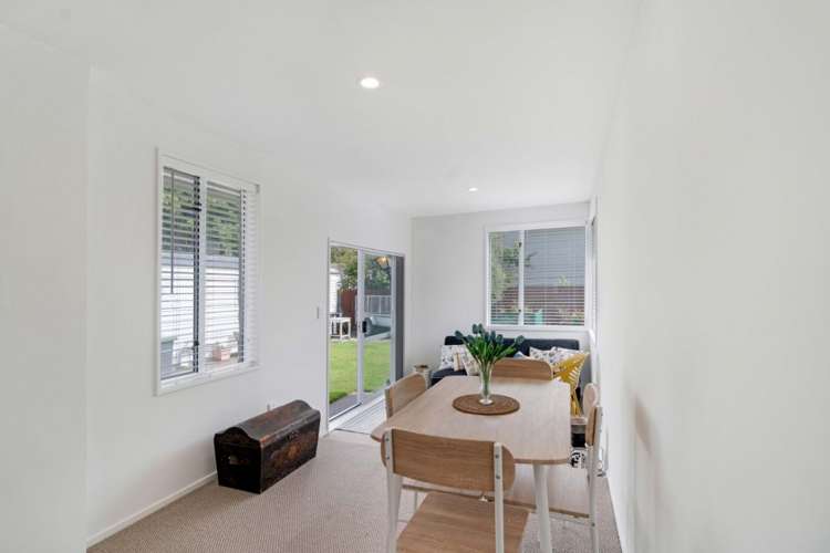 34 Oakley Crescent Hornby_9