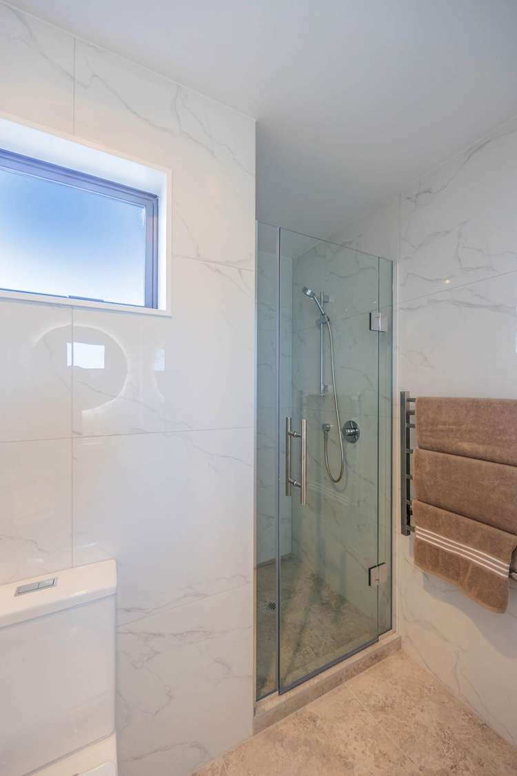 105 Grove Road Papakura_15