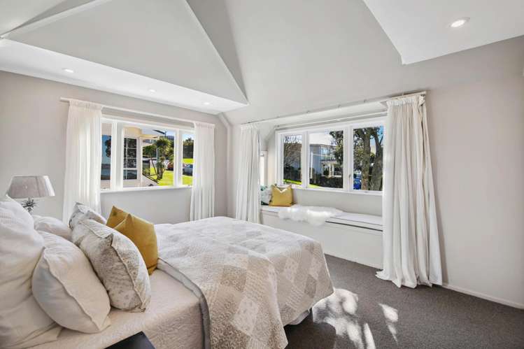 19 Beach Road Mellons Bay_27