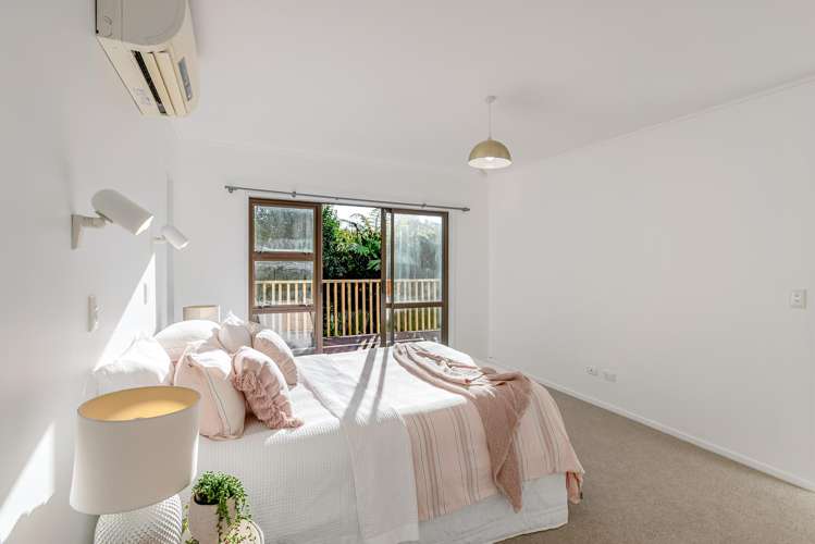 16 Huia Street Waikanae_11