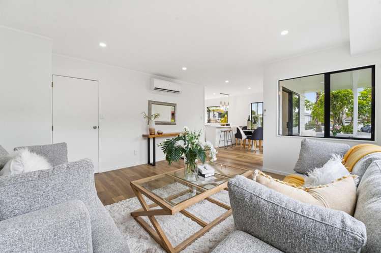 2/68 Meadowood Drive Unsworth Heights_5