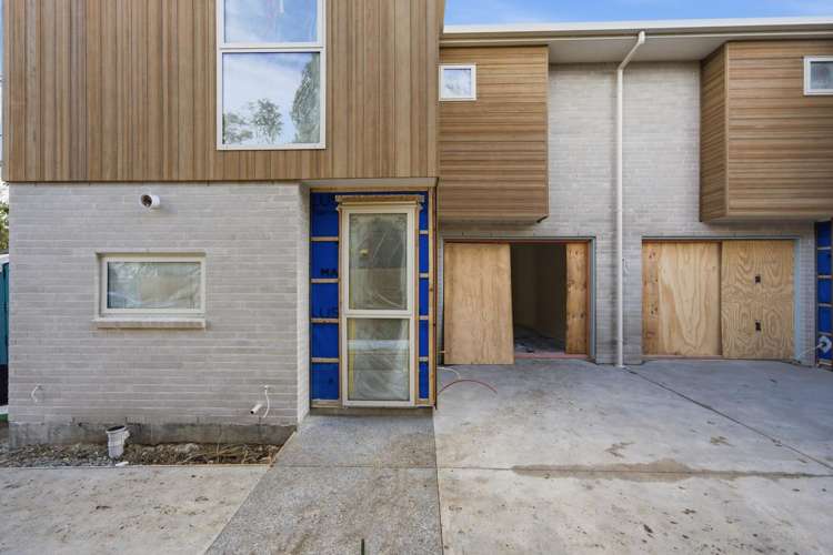1-4/23 Dickens Street Addington_11