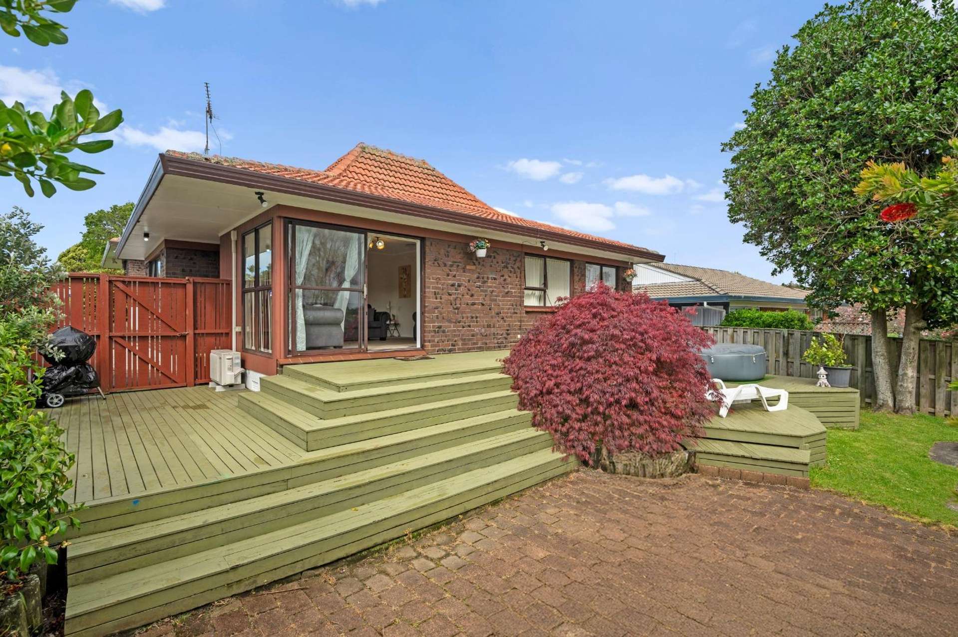 2/99 Prince Regent Drive 1679_0