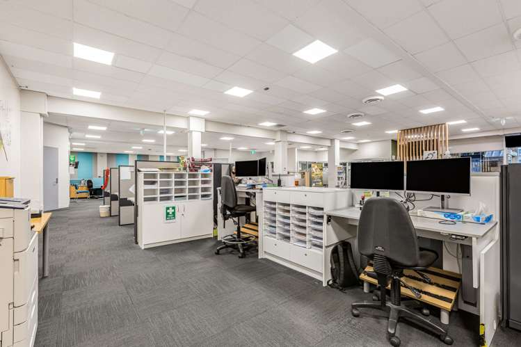 156-166 Main Street Upper Hutt Central_6