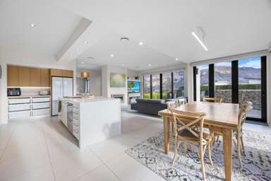 5 Valley Crescent_2