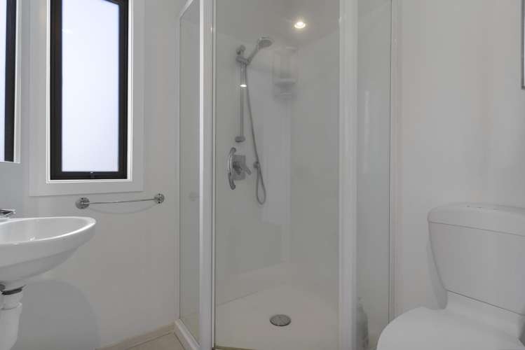 41b/21 Hunters Park Drive Three Kings_7