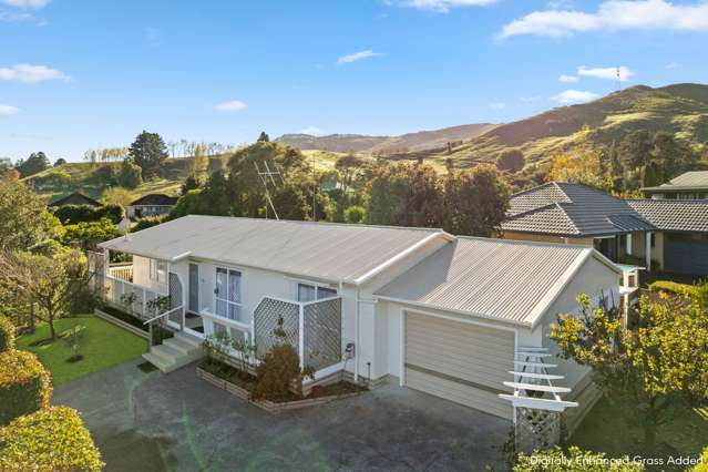 Country Views & Cul-de-Sac Comfort