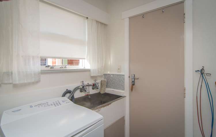 66 Kent Street Marchwiel_17