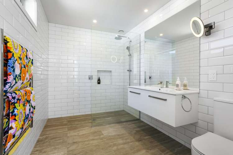 124 Motu Hei Pauanui_22