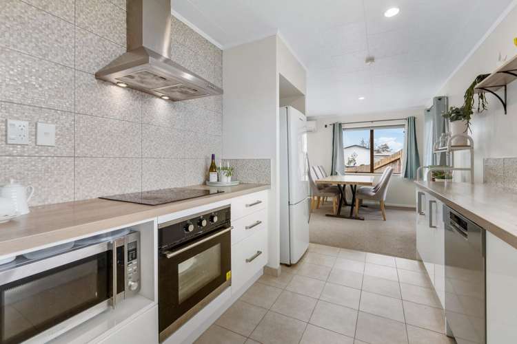 7 Cargill Grove Kelvin Grove_7