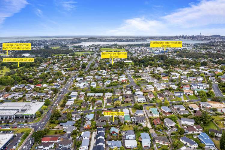 3/5 Anne Road Hillcrest_18