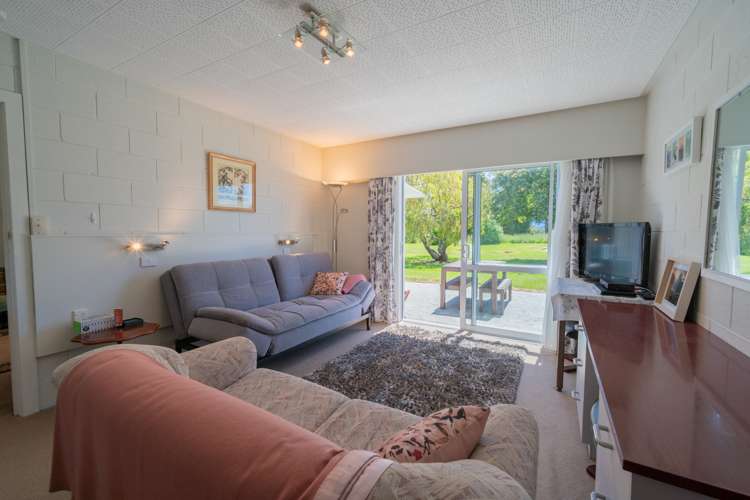 16 Burnby Place Te Anau_6