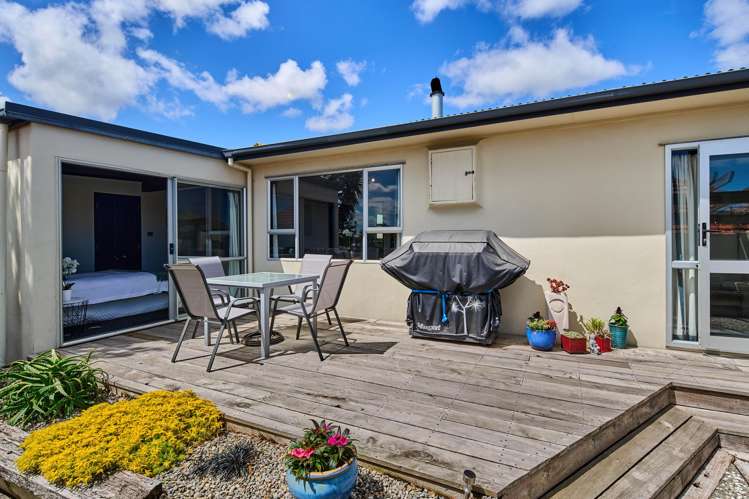 104 Renown Road Raumati South_11