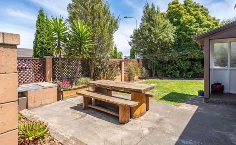 16 George Street Rolleston_4