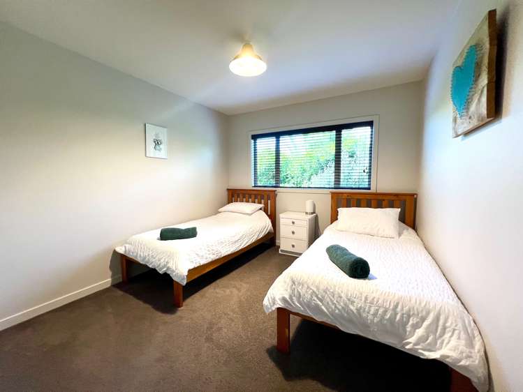 5c Sunshine Rise Raglan_34