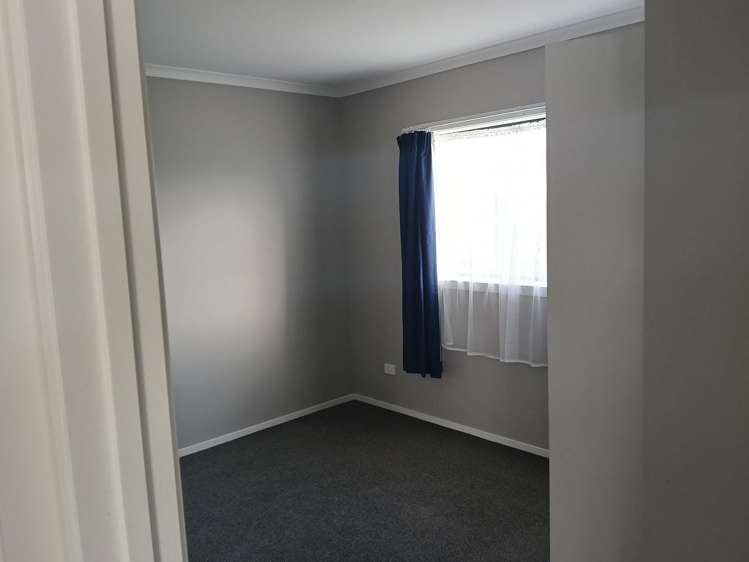 1B Rimu Street Marton_9