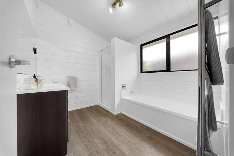 17 Chablis Place Henderson_20