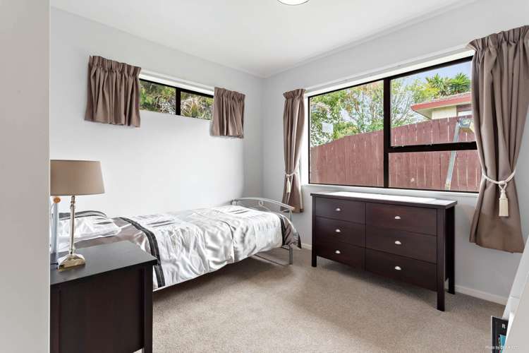 2/54 Nikau Street New Lynn_13