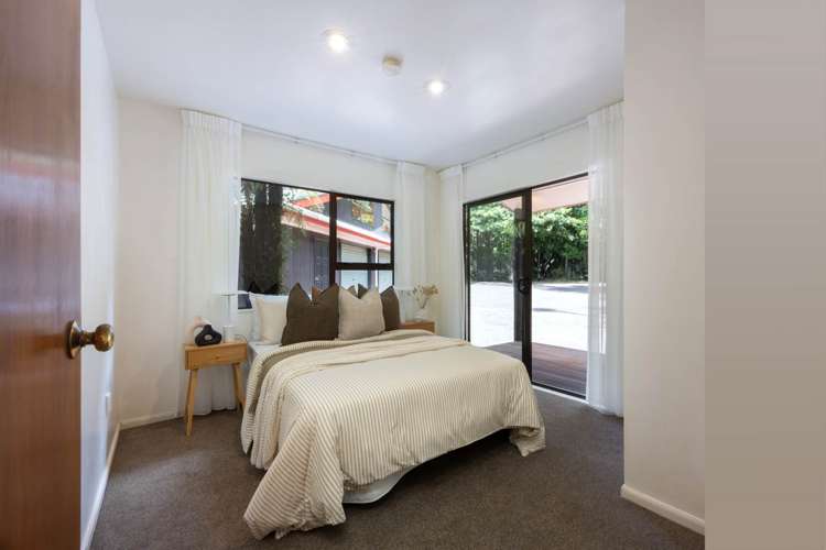 195a Scenic Drive Titirangi_12