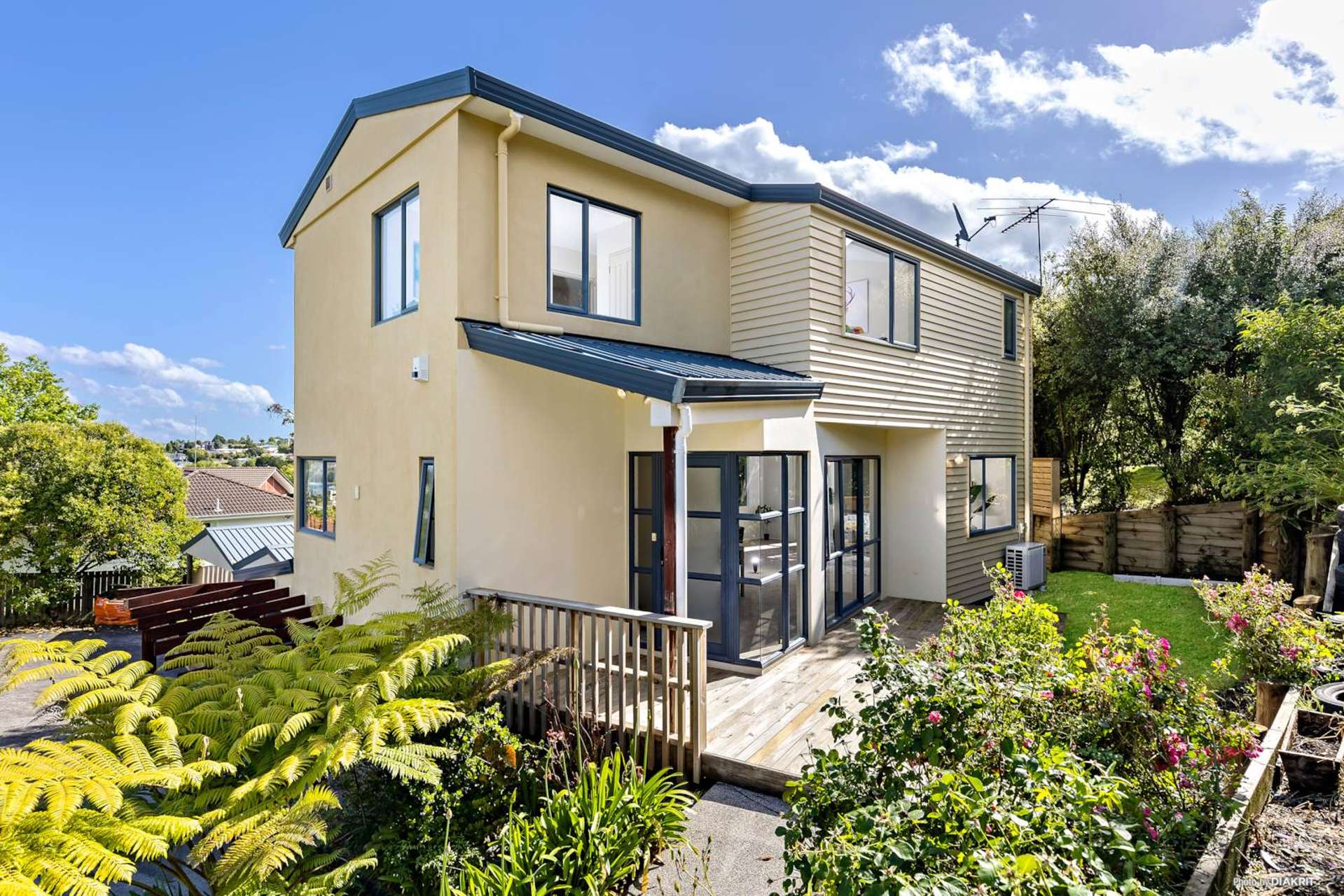 2/57 Target Road Totara Vale_0