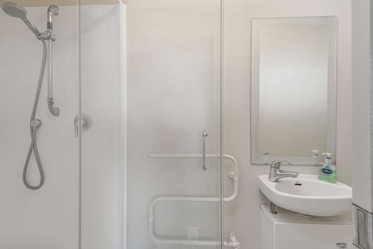 41/64 Kawaha Point Road Kawaha Point_11