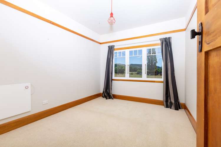 28 Eighty Eight Valley Road Wakefield_10