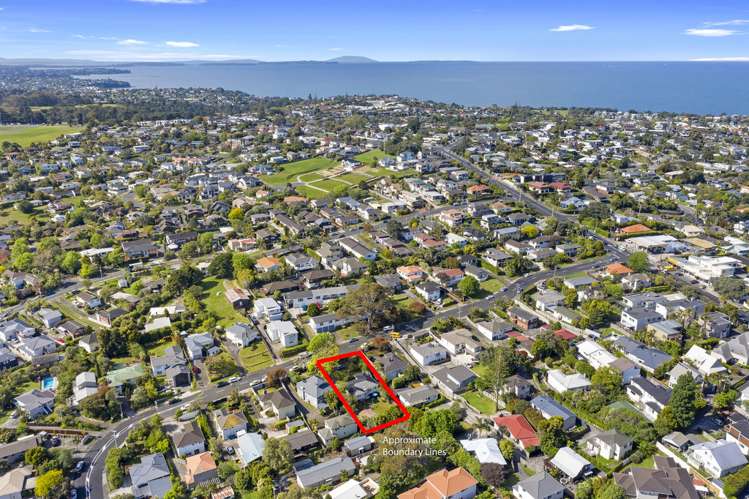 26 Selwyn Crescent Forrest Hill_13