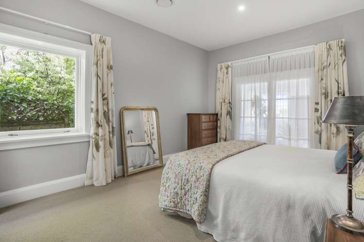 23 Marine Parade Eastbourne_5