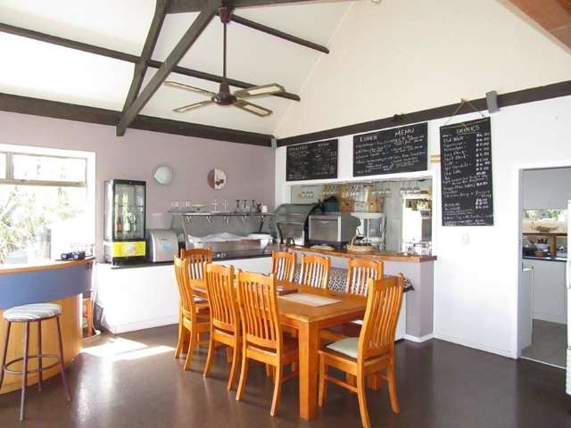 8254 State Highway 12 Omapere_4