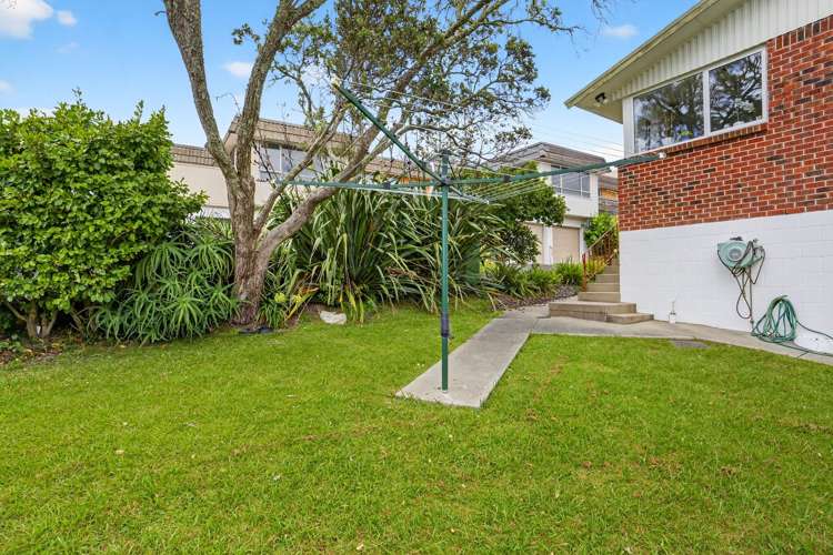 2/35 Rangitoto Terrace Milford_25