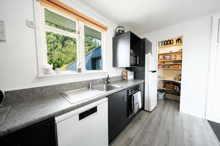 61 Half Mile Road Tuatapere_8