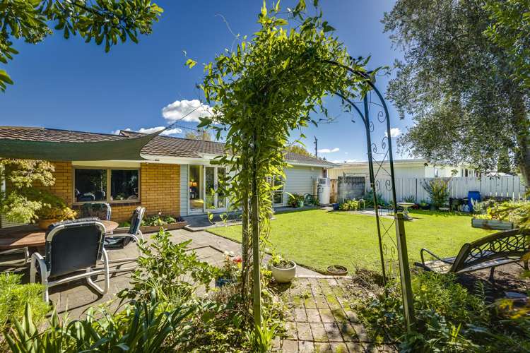 329 Westminster Avenue Tamatea_17