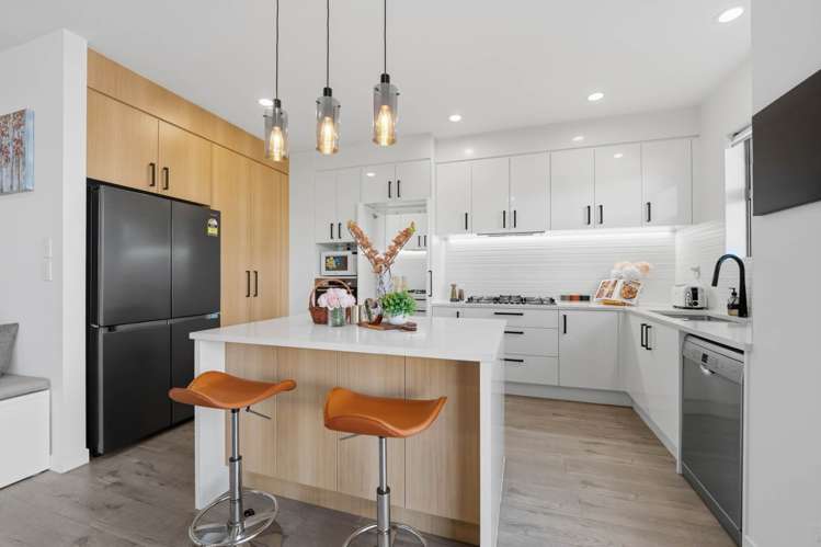 70 Hughs Way Flat Bush_7