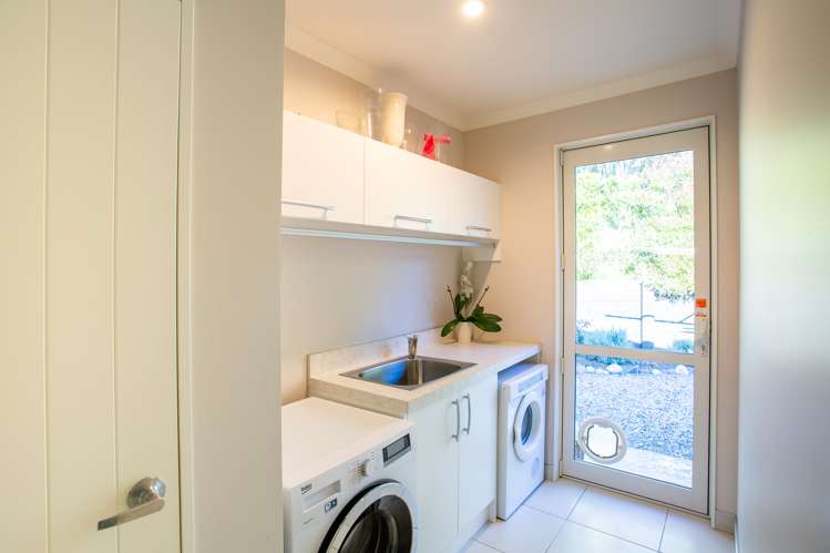 3 Romney Close Richmond_16