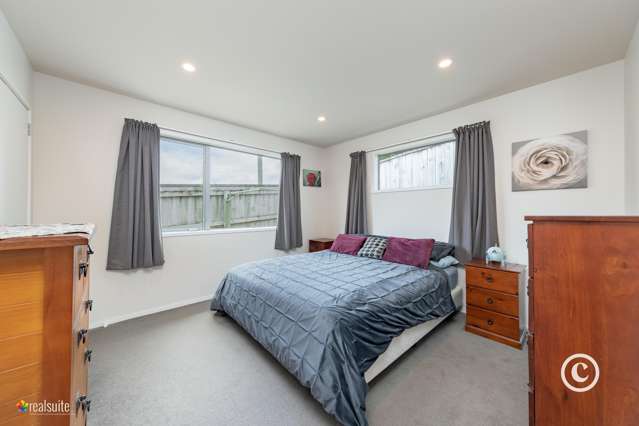 39a Mexted Crescent Porirua East_4