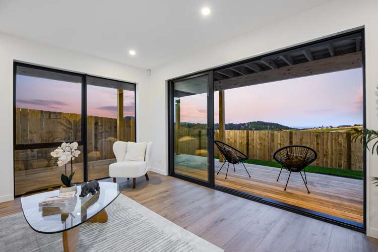 57 Matangi View Drive Orewa_28