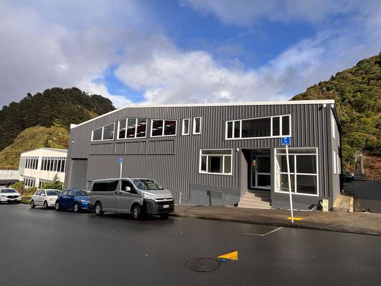 7 Glover Street Ngauranga_2