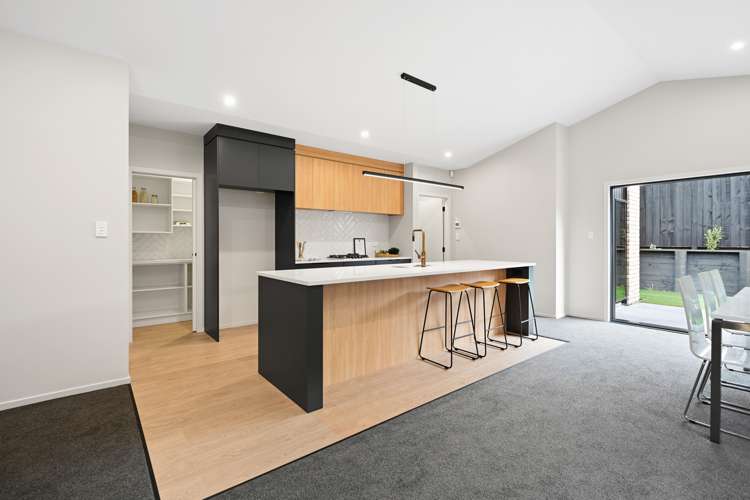 35 Earp Crescent Chartwell_14