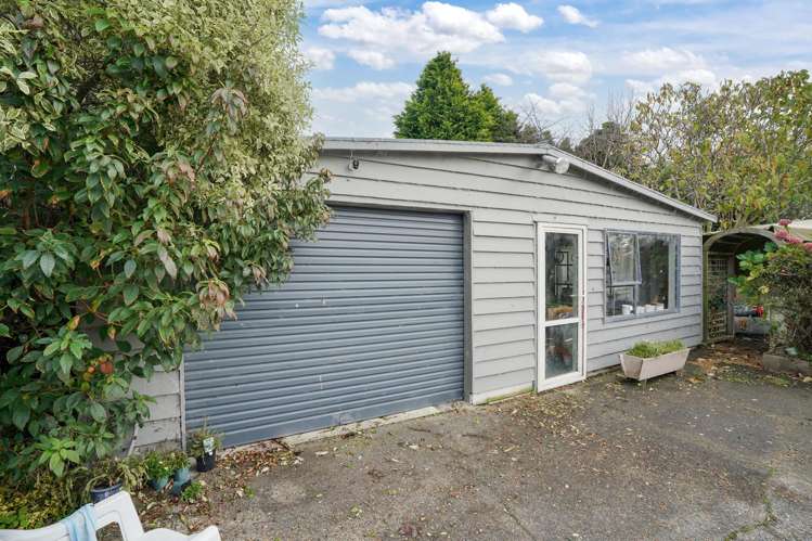 215 Rakahouka Grove Bush Road Winton Surrounds_8