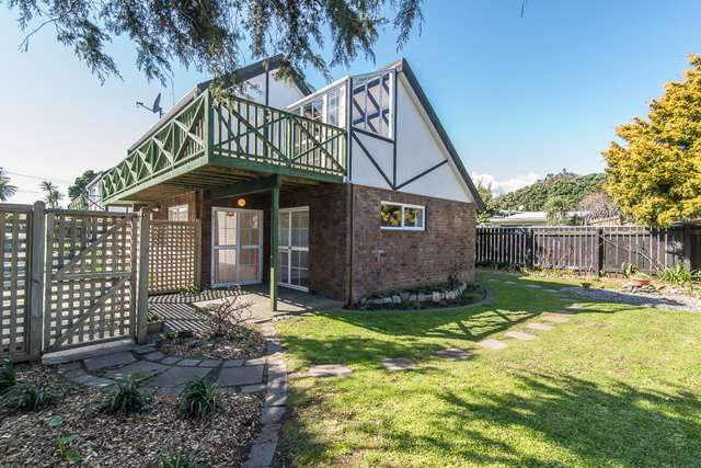 6a Ngapotiki Street Paraparaumu Beach_1