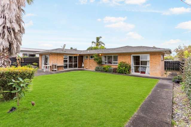 10 Lillian Place Orewa_1