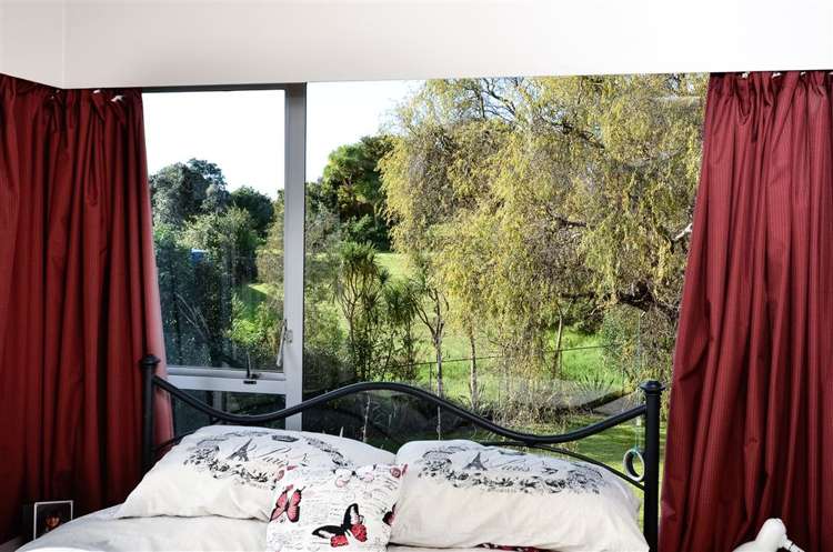 2/11 Kahika Road Birkdale_11