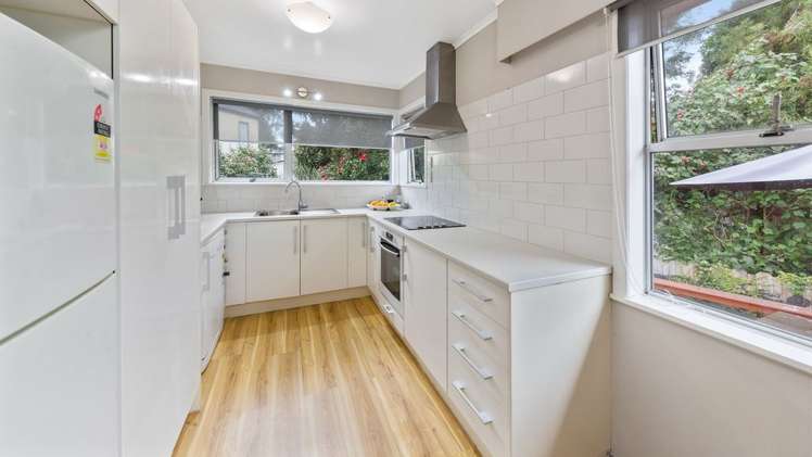 165 Edgewater Drive Pakuranga_6