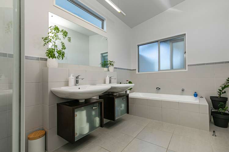 215 Lonely Track Road Albany Heights_27