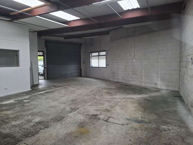 5/4 Heremai Street Henderson_4