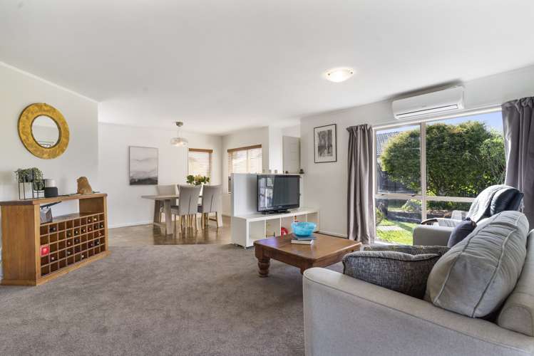 10 Lutana Place Pakuranga Heights_10