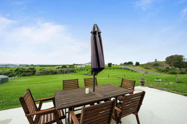 10 Waihinahina Way Mahia_3