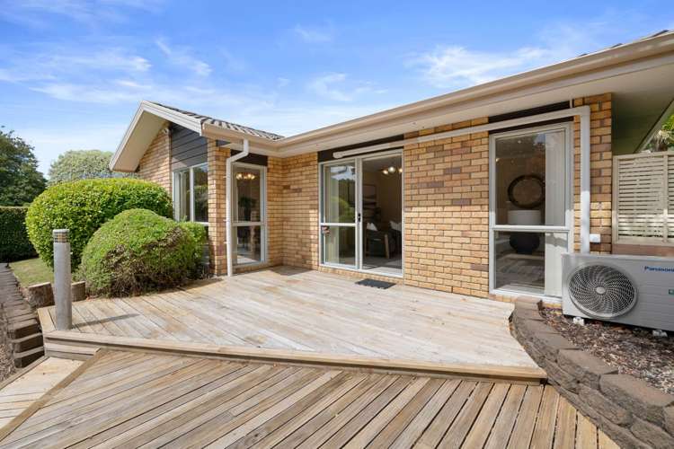 22 Vanderbilt Parade Albany_1